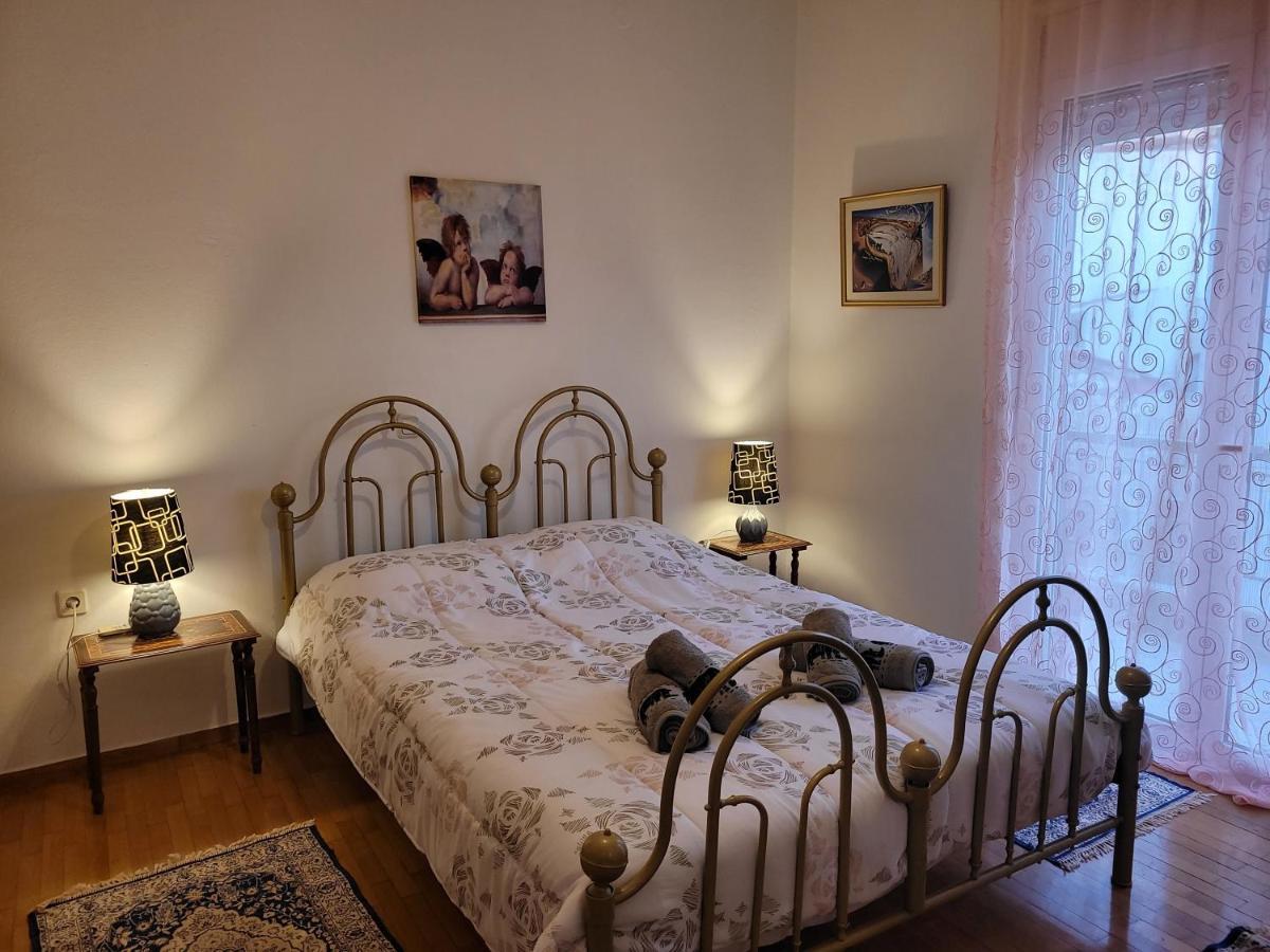 City Center Apartment Арта Екстер'єр фото